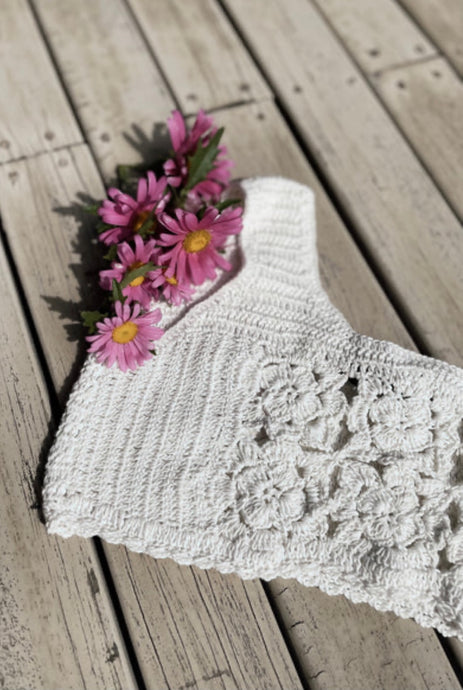 La Flor Crochet Top